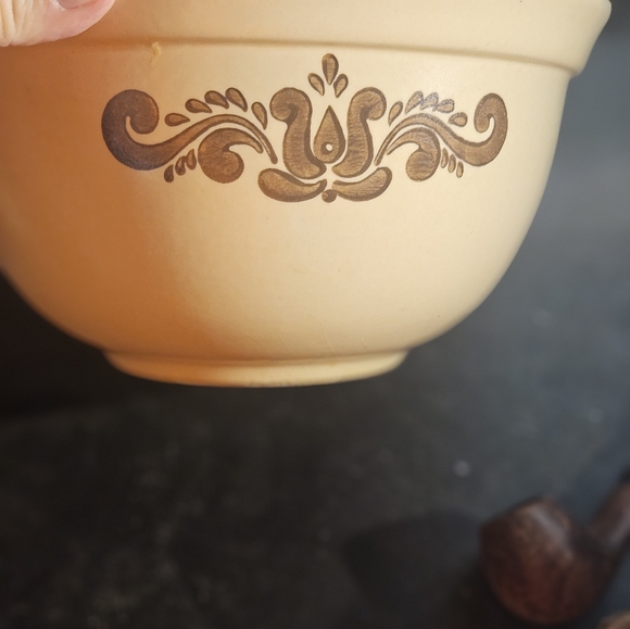 Vintage Tan Ceramic Dish - Picture 12 of 14